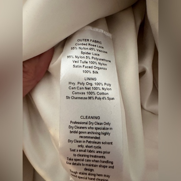 Vera Wang luxe Bridal Gown Black And White Size 10. 2014 Runway. Lace - Picture 12 of 16